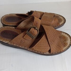 Born Brown Leather Sandals with Cross-Strap Design
